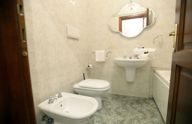 Mecenate Deluxe Colosseum - Photo 25