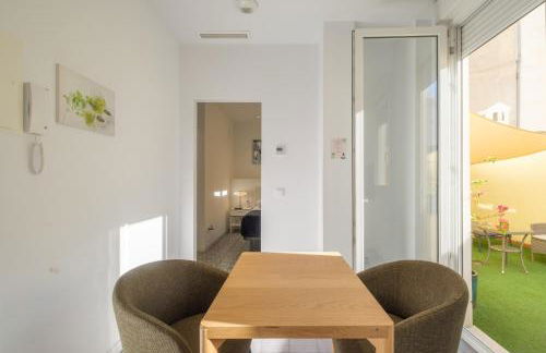 Gorgeous Apt with a Large Private Terrace - Foto 13