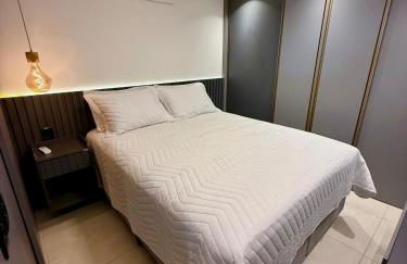 Flat moderno e confortável - excelente localização - Foto 22