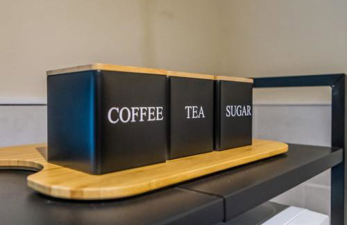 Two Bed Apartment RYTON With Free Parking - Foto 9