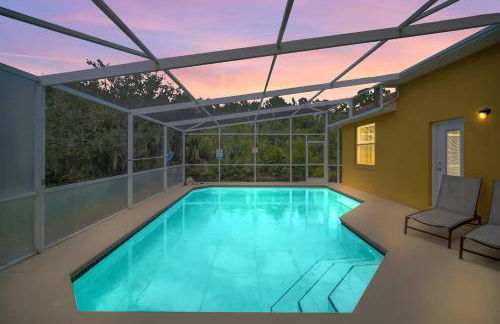 New 5 bedroom Disney Sanctuary - Photo 1