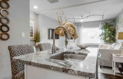 Chic pad in center of Seminole Heights-322 - Foto 9