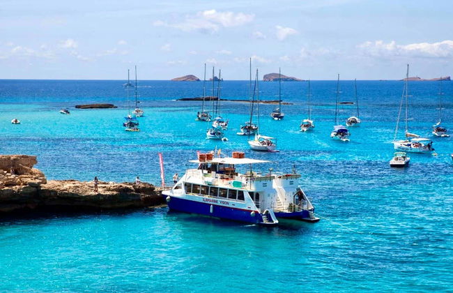 Paseo en barco por Cala Bassa y Cala Conta - Foto 6