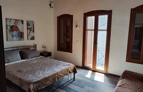 Seafront two-storey house in Kardamyla - Foto 11