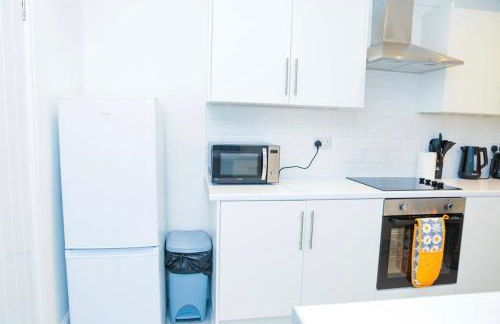 Contractor stays - Neville Crescent Sunderland - Foto 26