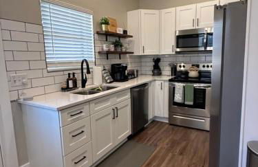 Emerald Escape-Family Friendly Duplex-Long Stays Welcome - Foto 4