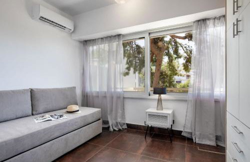 Relux Sea View 2 Bedroom Apartment by BluPine - Photo 20