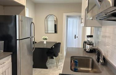 Chicago 1BR, Stylish Stay with Workspace - Foto 4