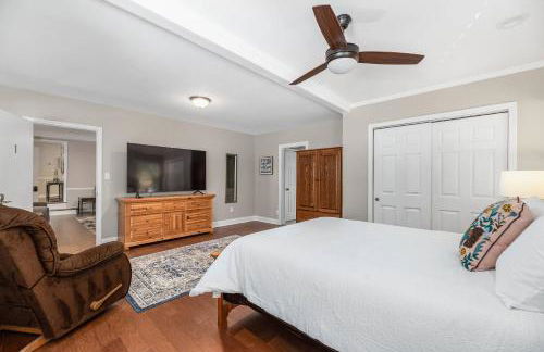 Peaceful Kannapolis Lodge - Photo 10