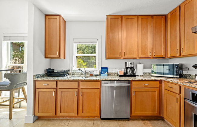 Style & Serenity - Steps Away From South Congress - Foto 17