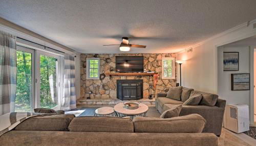 Chic House with Private Dock on Lake Hartwell! - Foto 2