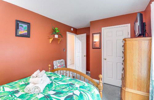 Spacious Trappe Getaway with Outdoor Pool and Gazebo! - Foto 20