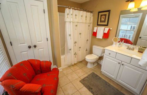 Ideal Location! Perfect for Graduations and Lowcountry Getaways! - Foto 14