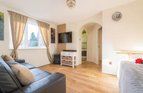 Cosy 1-Bedroom Glenville Escape -Sleeps 4 -Fast Wi-Fi - Foto 15