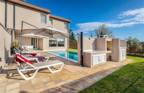 3 Bedroom Beautiful Home In Segotici - Foto 9