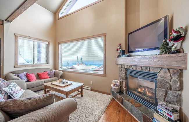 Trapper's Lodge 4 Bd W/great View, Private Hot Tub - Photo 13