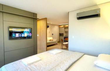 Um Luxo de Vista, Lindo Closet e Móveis Assinados - Foto 10