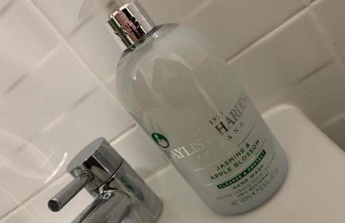 Stylish Apartment Sleeps 6, 2 Bed, 2 Bath, Free Parking & WIFI, Nr NEC & Uni - Foto 36