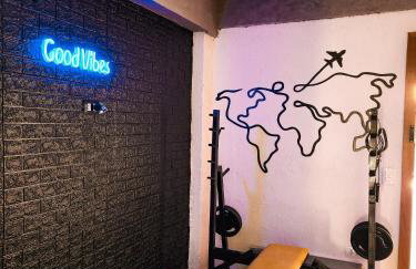 Uai House com jacuzzi, teto rooftop retrátil e colchão massageador - Foto 11