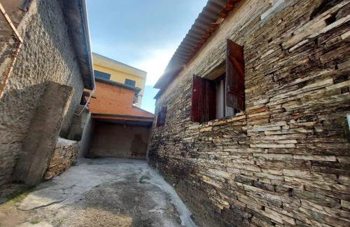 Casa inteira no centro de São Thomé das letras - Foto 11