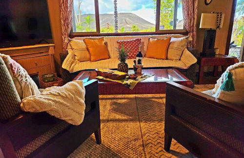 Unique Lava House by steaming crater - Photo 14