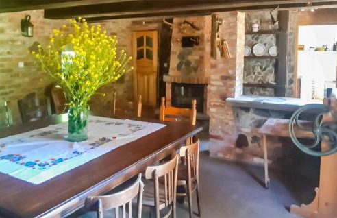 2 Bedroom Lovely Home In Zelazo - Foto 2