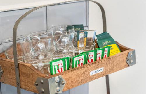 Stylish Home Hot Tub EV Parking - Foto 29