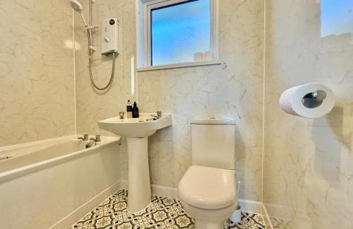 Ash, Birch and Rowan Self Catering Cabins - Photo 12