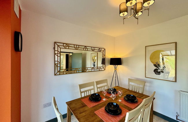 Sandringham House Serene Escape Cottage - Photo 17