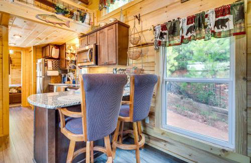 7 Mi to Lake Lure Mill Spring Cabin with Hot Tub - Foto 7