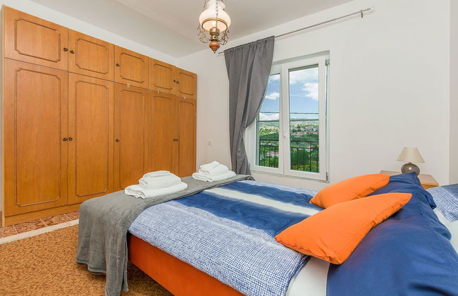 House Cattleya - Photo 2