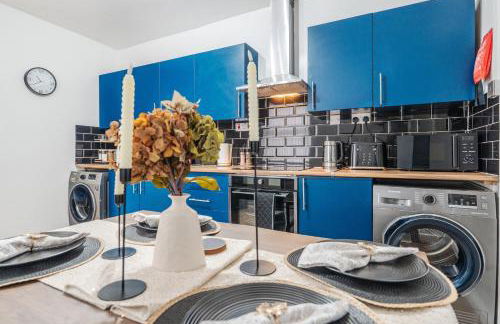 Newly Renovated 4BR House with lots of amenities - Foto 59