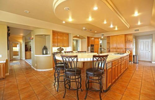 Lakeside Mansion Waterfront 34 beds Boat ramp - Foto 54