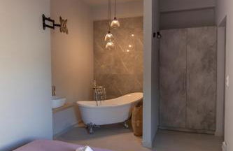Georgianna's suite with private pool , 'greysuite' - Foto 24