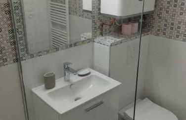 Studio climatisé et spacieux situé près des Parcs - Foto 15