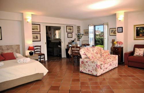 CASA MARTA - Appartamento con giardino - Foto 10