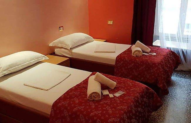 Legend R. G. - Foto 21