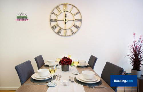 Premium Deals on Modern 2 -Bed 2-Bath Central City for Movers & Pros by Hedgerow l Embrace comfort and ease with our inviting 2 bedroom apartment l Attractions like Science and Industry Museum, Manchester Museum & Manchester Art Gallery - Foto 8