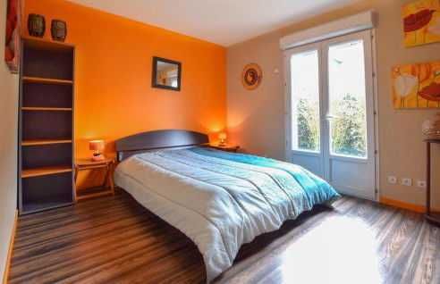 Beautiful Home In Auberville With Wifi - Photo 8