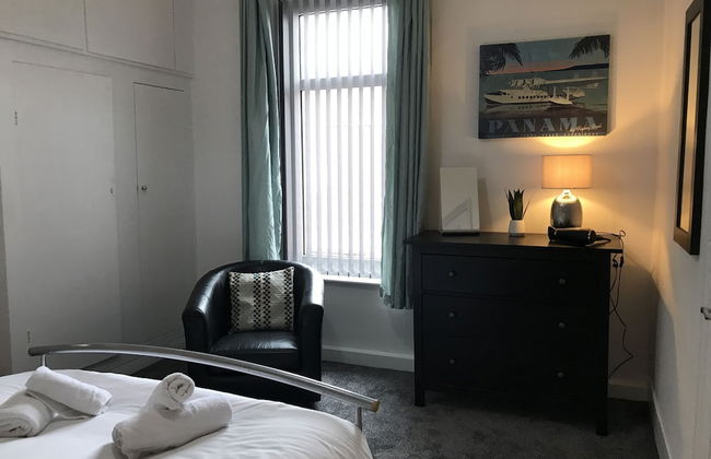 Bright Spacious 3-bed With Office & Patio, Preston - Foto 17