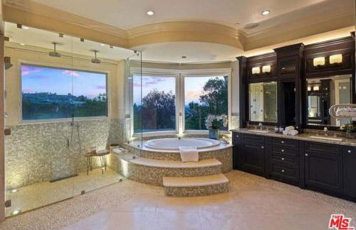 Mansion in the hills near Universal Studios! - Foto 21