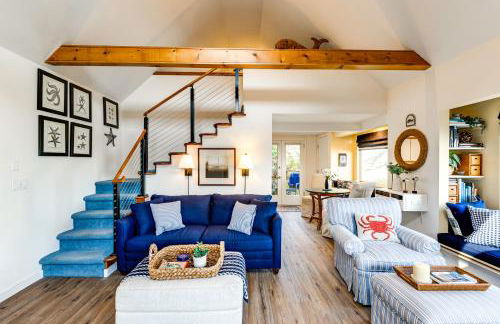 Waterfront Gem with 2 Patios on Camano Island - Foto 4