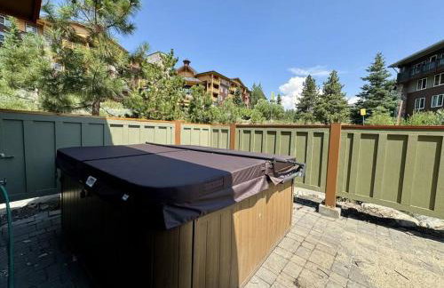 Luxury Townhome w/ Views, Private Jacuzzi & Garage - Foto 22