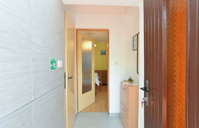 Apartment 358 - Photo 36