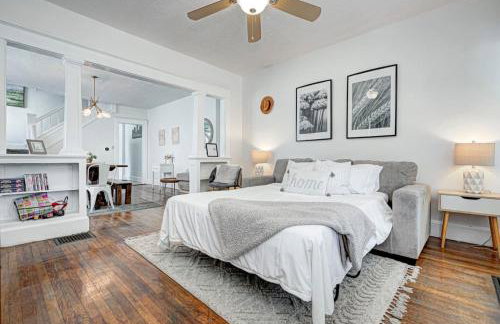 6 Bedroom Duplex Sleeps 14 Close to Lucas Downtown - Photo 11