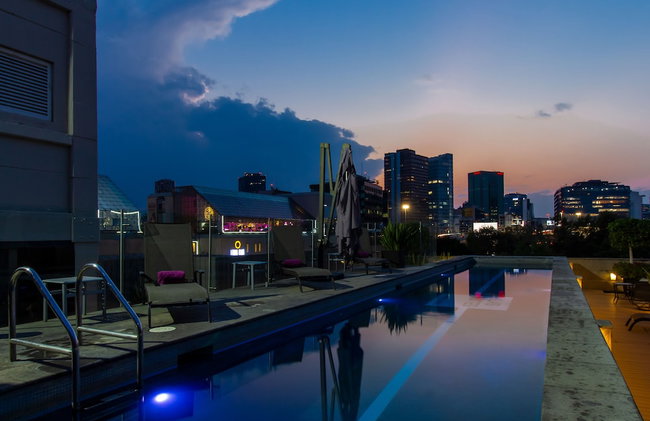 Las Suites Campos Eliseos - Foto 1