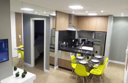 Sky Batel - Apartamentos UROOMS - Photo 27