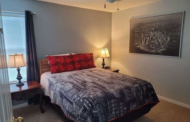 Luxuriate In Our Spacious 7br, 4.5ba 7 Bedroom Villa by RedAwning - Foto 2