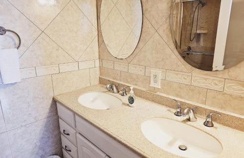 Apartment Eigentumswohnung am Strand mit privatem Jacuzzi und Pool by Interhome - Foto 17