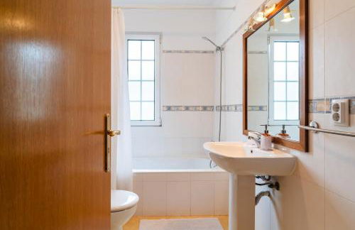 GuestReady - Scenic Retreat with Stunning Views - Foto 36